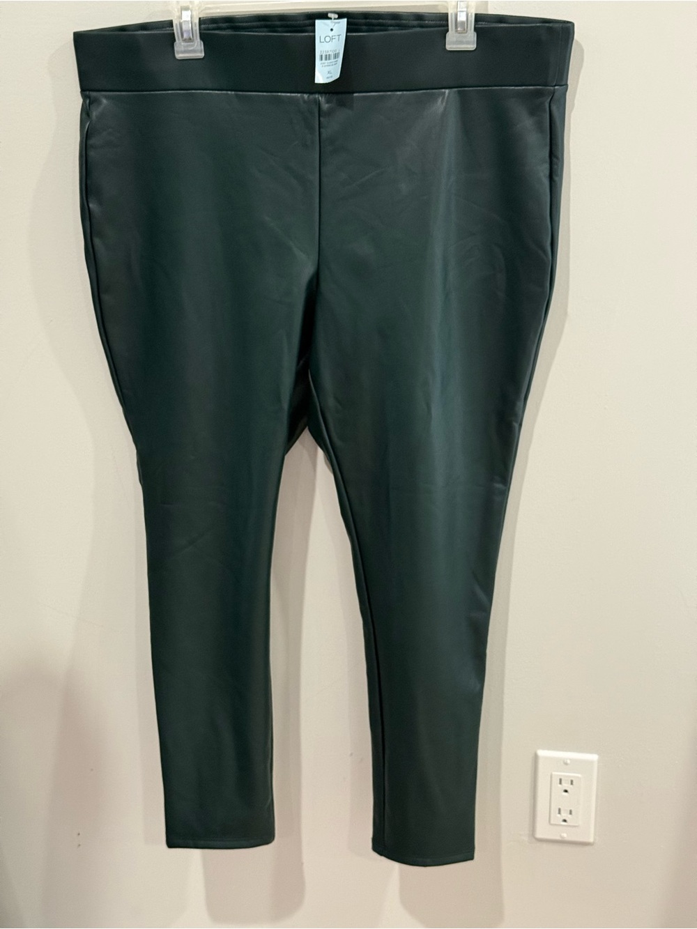 New LOFT XLP Green Faux-Leather Leggings 190